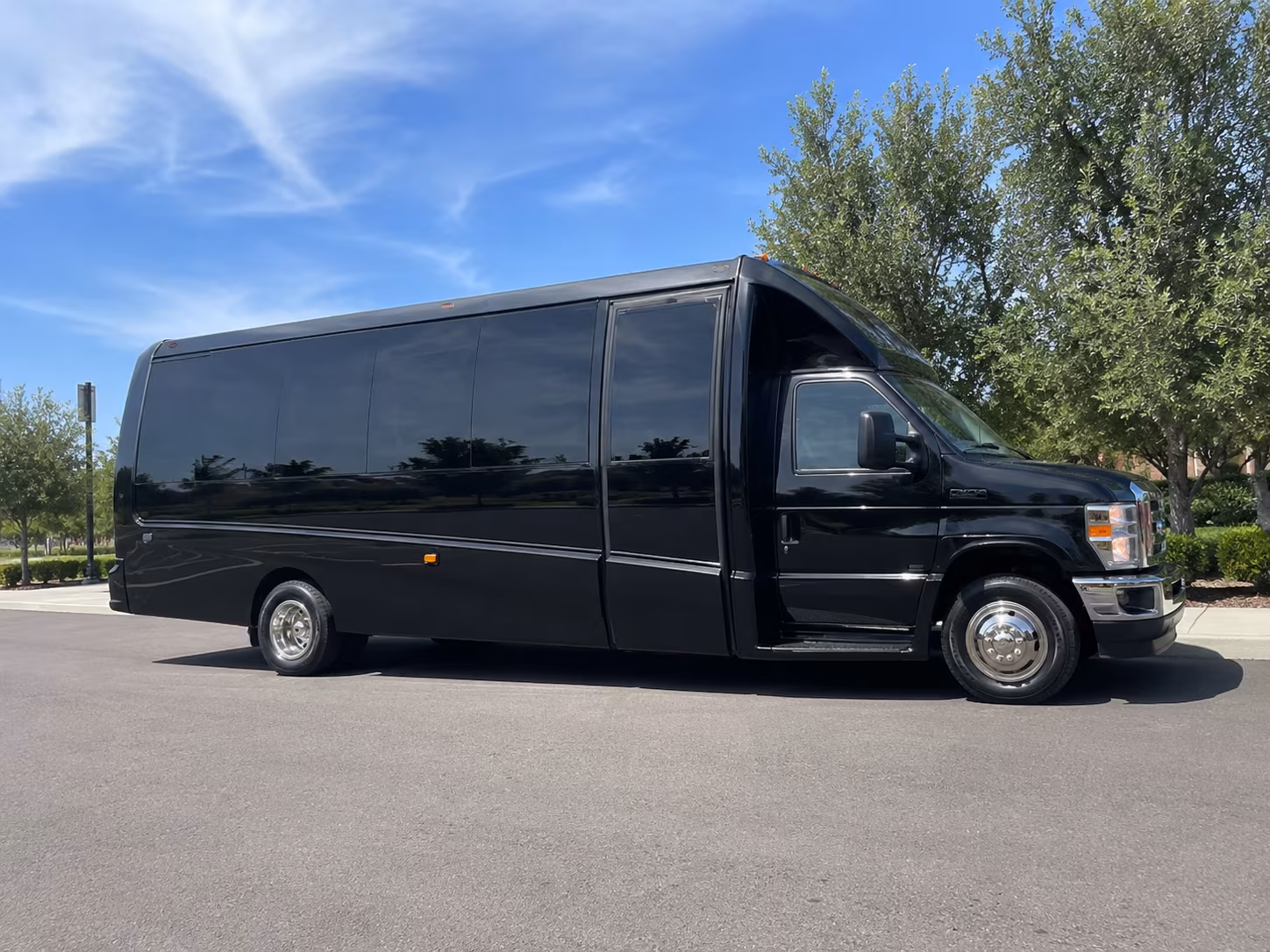 cheer on the padres with the whole group one bus one flat rate