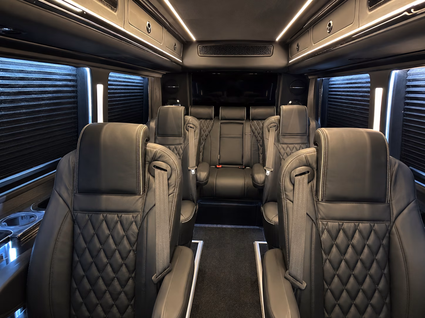 lake forest stress free airport transfers for lake forest travelers