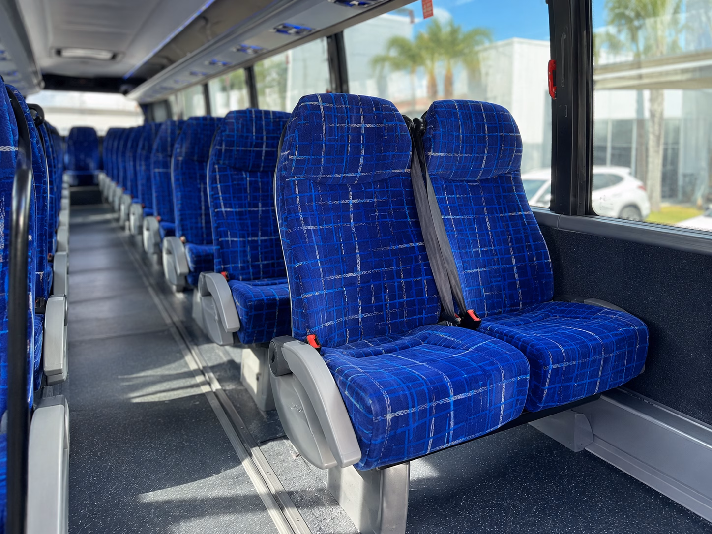 mission viejo private shuttles for wedding pickups and drop offs in mission viejo