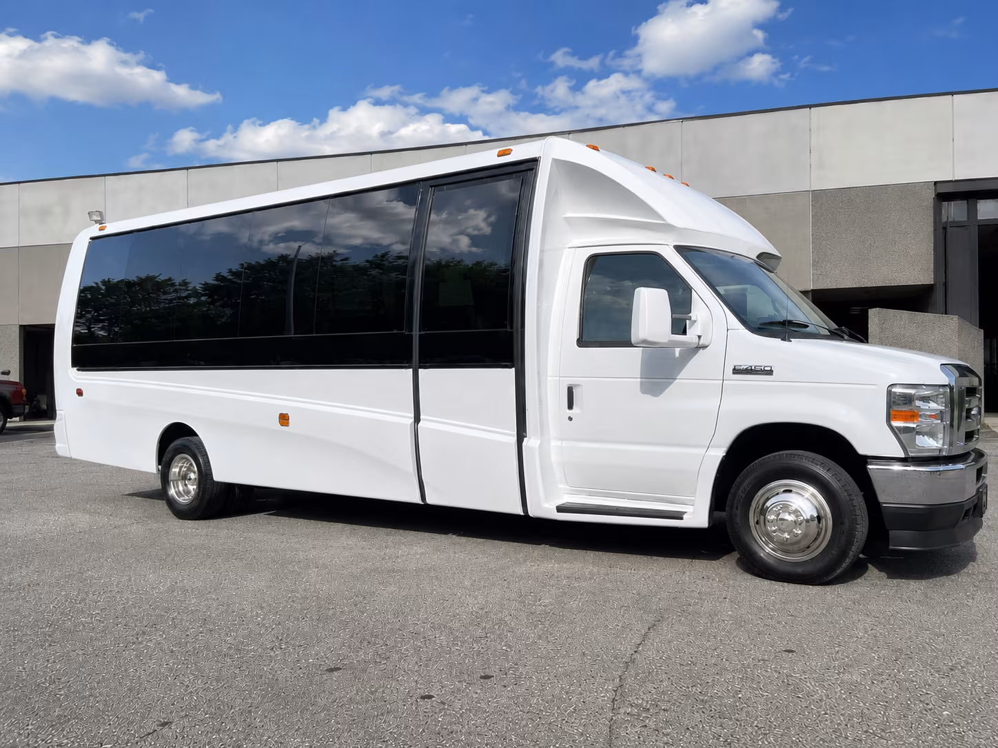 shuttle your guests from oceanside hotels to your venue without the parking headache